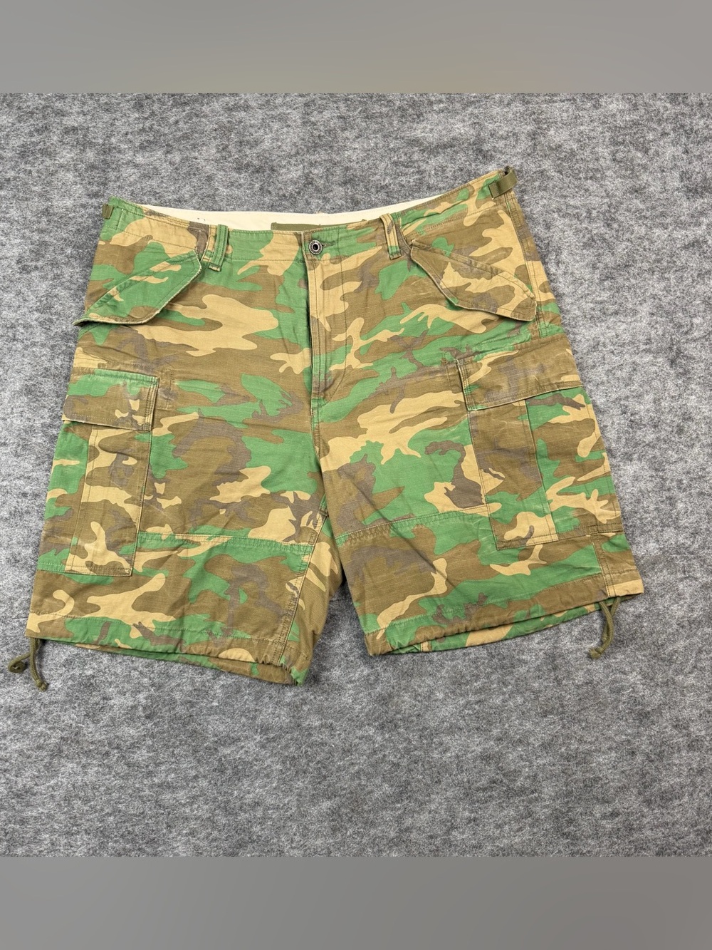 Polo by Ralph Lauren Men's Camouflage Cargo Shorts Size 36 (Zipper Not Working)